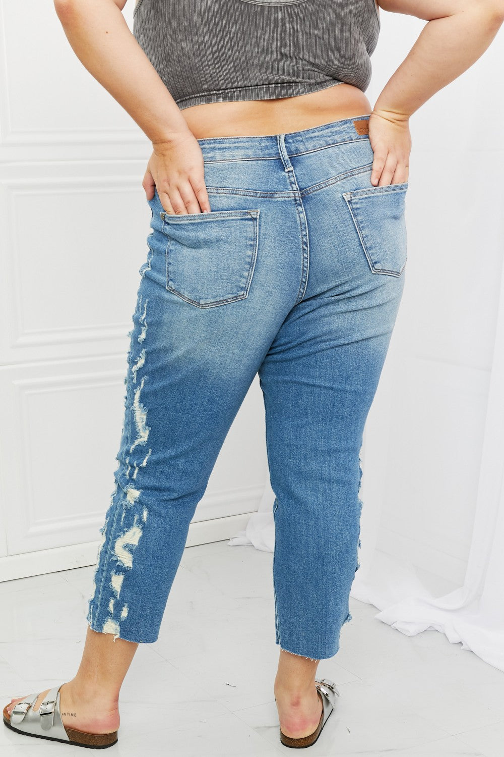 Judy Blue Laila Straight Leg Distressed Jeans