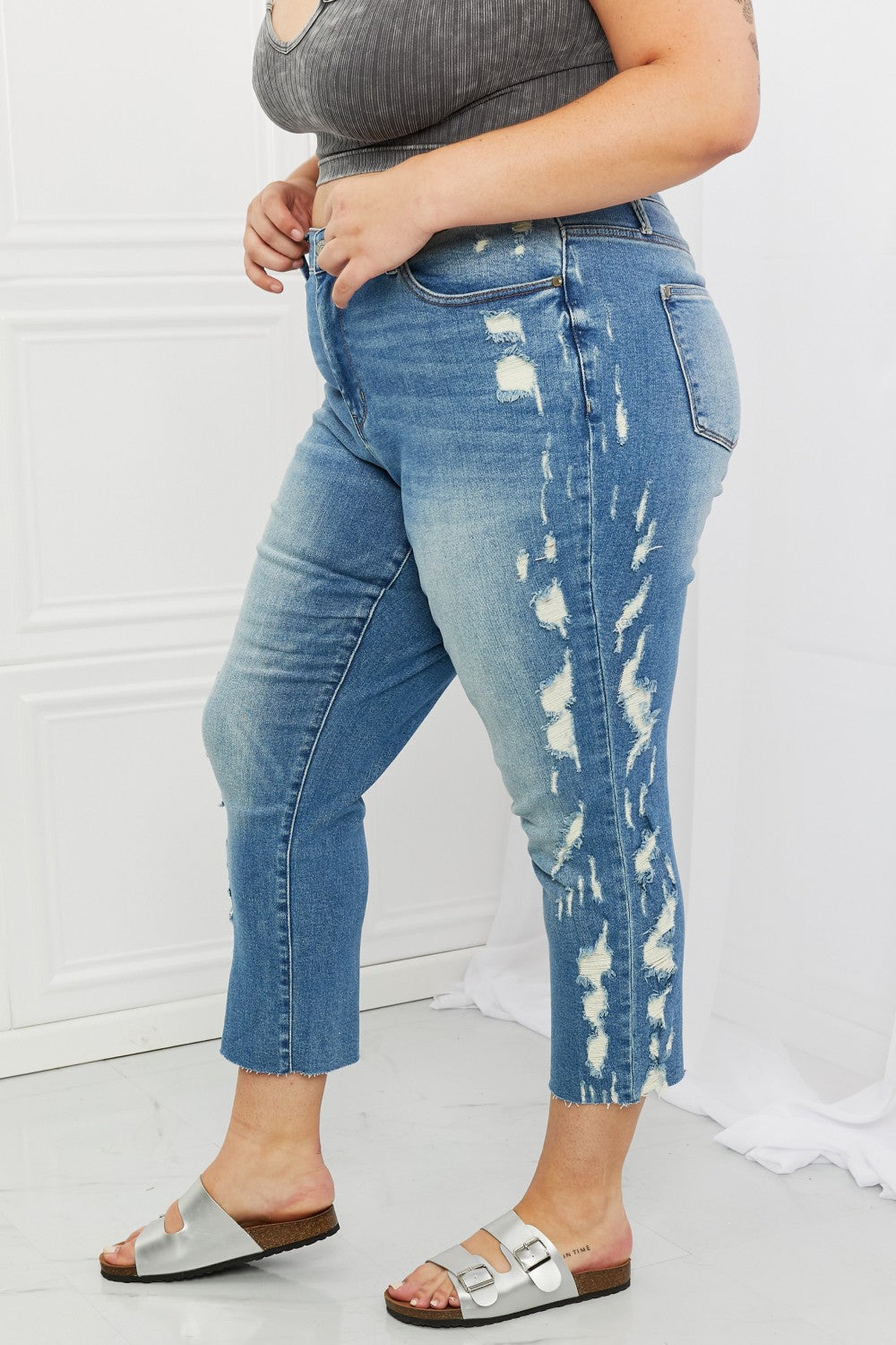 Judy Blue Laila Straight Leg Distressed Jeans