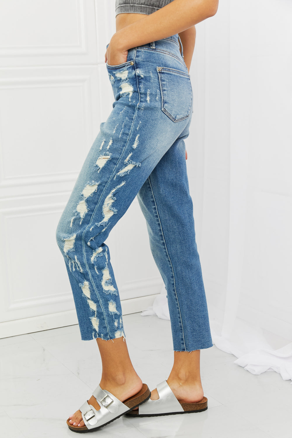 Judy Blue Laila Straight Leg Distressed Jeans